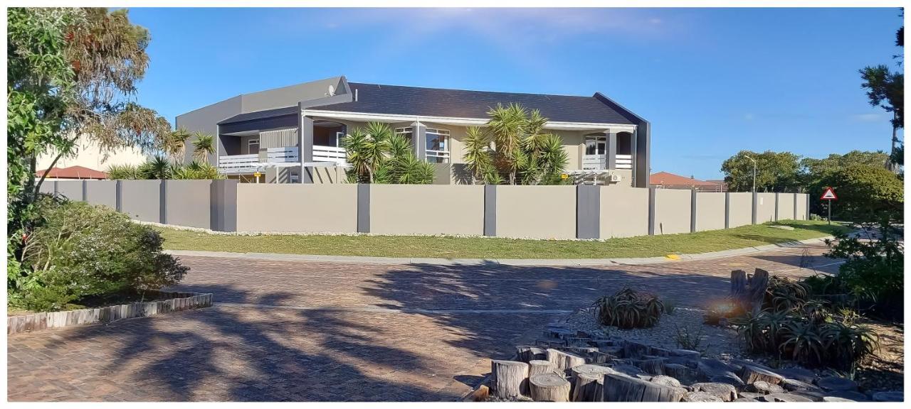 Beachwood Inn Melkbosstrand Ciudad del Cabo Exterior foto